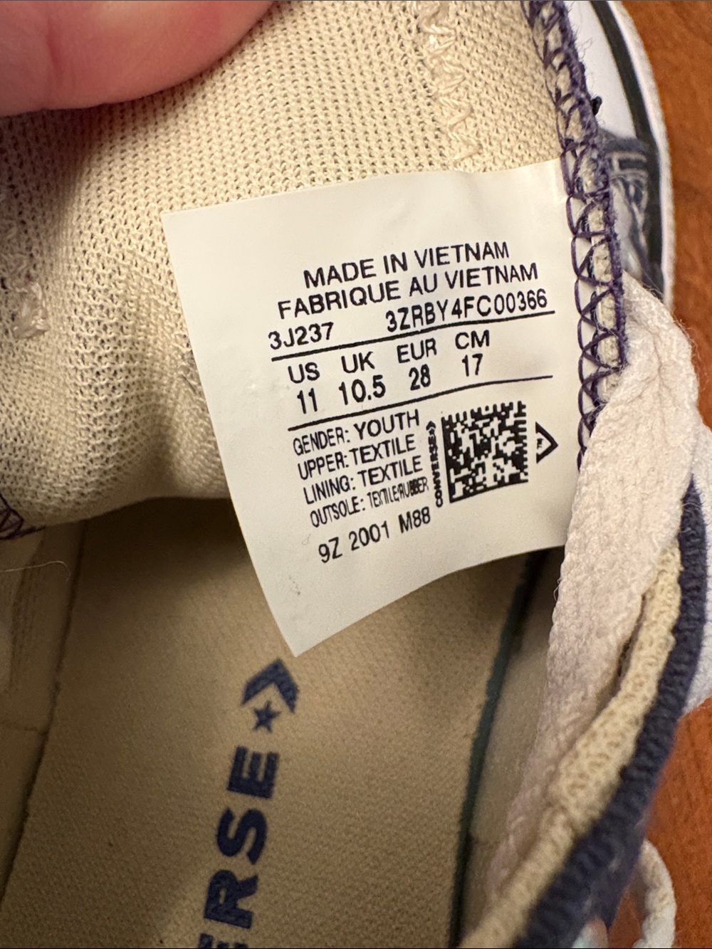 Converse Kids Low-Top Sneakers in Navy and White - Picture 9 of 9